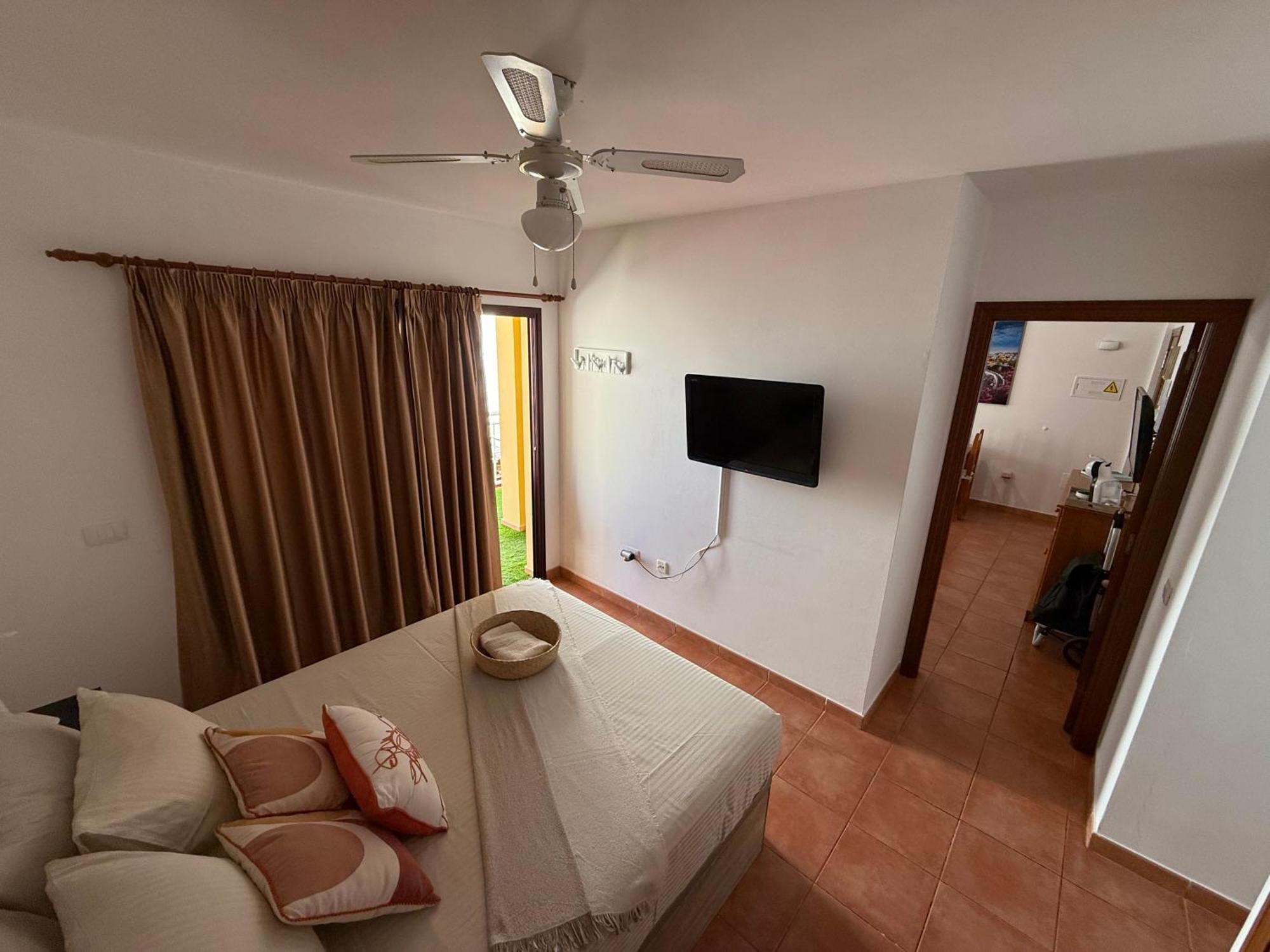Apartamento Brisas Del Sur - Oasis Tenerife Sur Playa de San Juan  Buitenkant foto